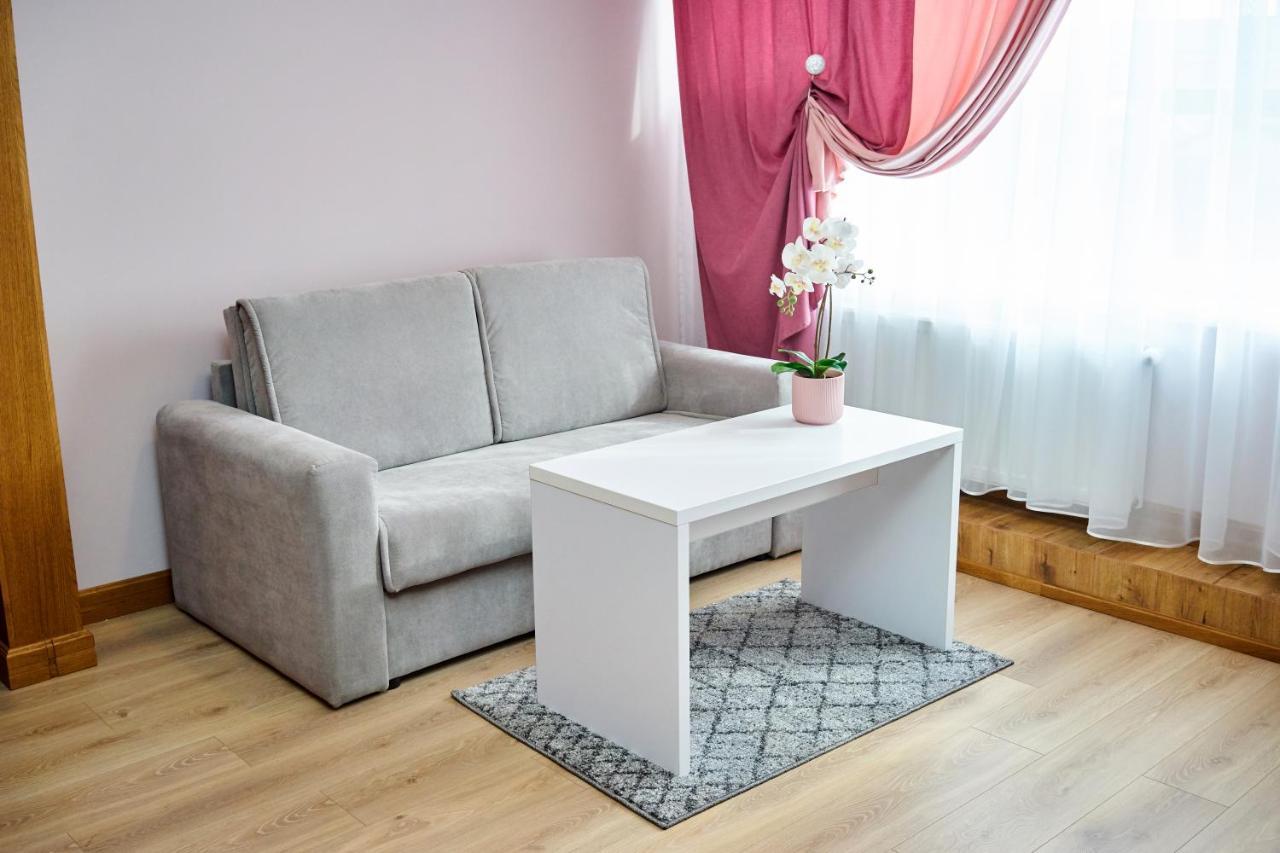 Східний Hotel Berezhany Buitenkant foto