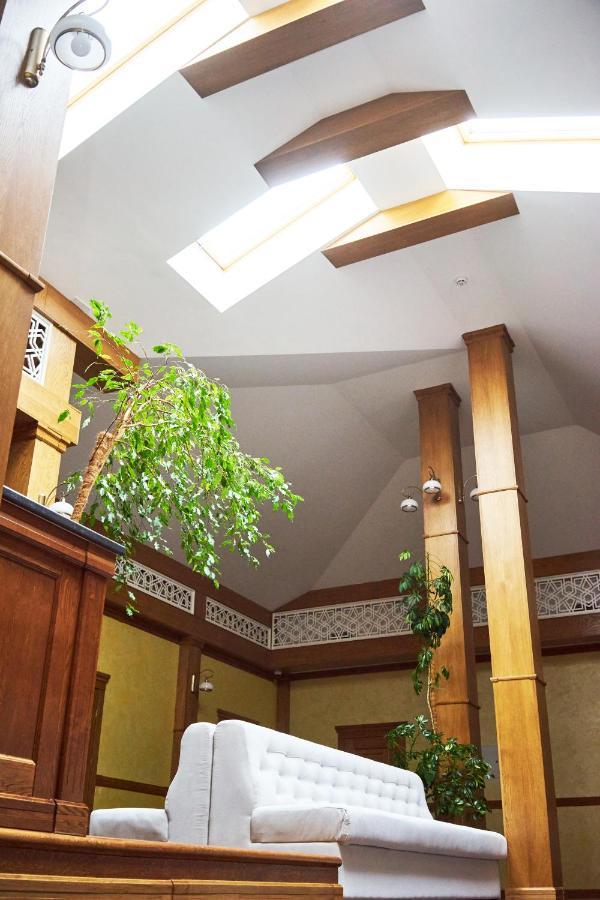 Східний Hotel Berezhany Buitenkant foto