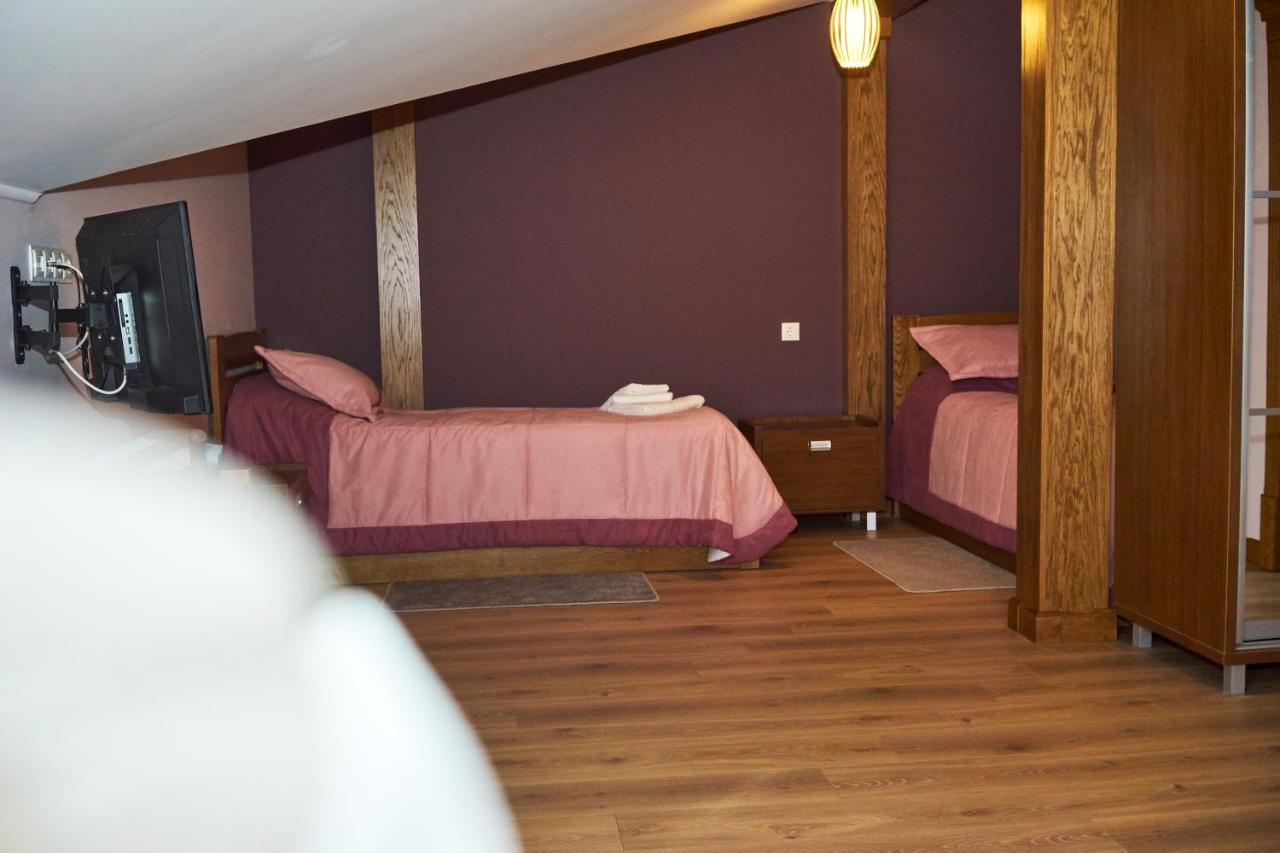 Східний Hotel Berezhany Buitenkant foto